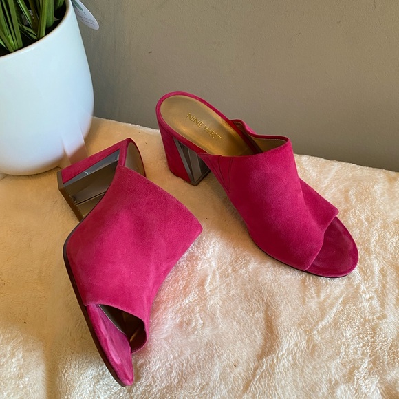 Nine West Shoes - Nine West Fuchsia Suede Mules